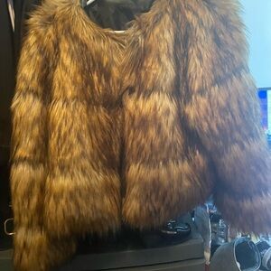 Faux Fur Jacket  Gorgeous - Brown Beautiful soft like Real FUR  ❤️❤️❤️ Like New